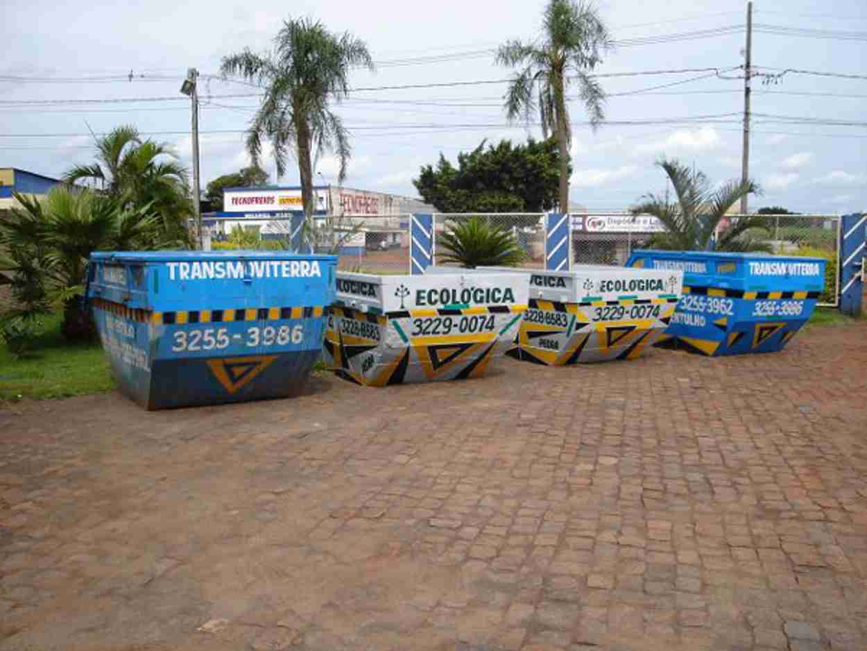Locação de caçambas para retirada de entulho em Maringá